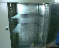 广东食品烘焙箱与云南中药材烘干箱的融合应用 食品烘烤设备的新视角