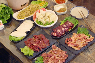 乡幽悠瓦片烤肉加盟费及食品烘烤设备解析